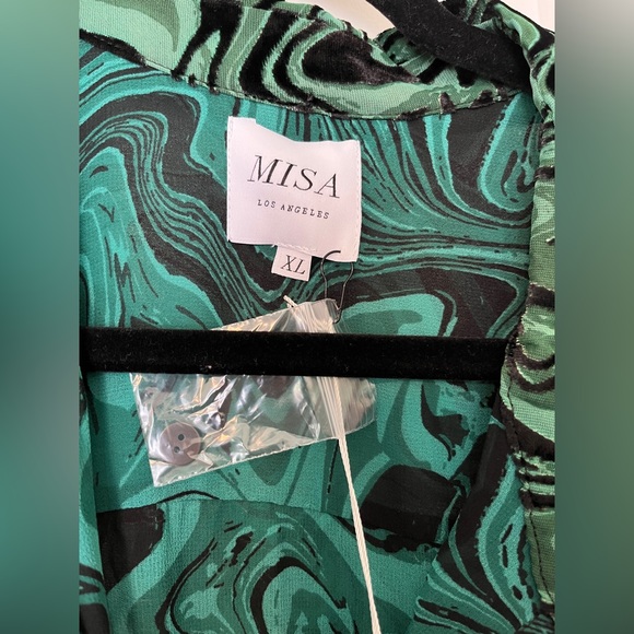 Sold - Picture 2 of 4